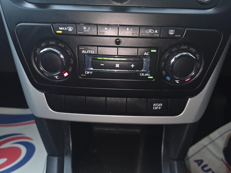 2011 Skoda Yeti image 23