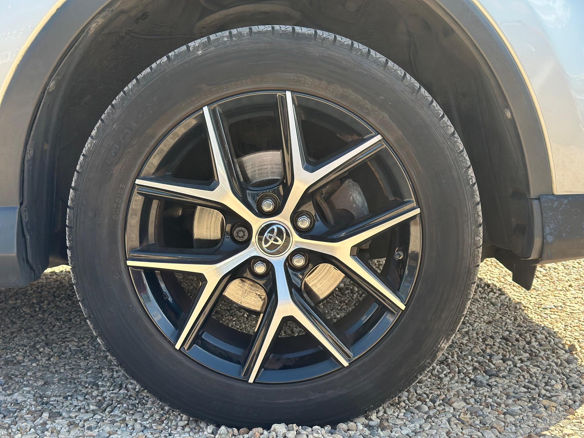 Toyota Rav4 view 60