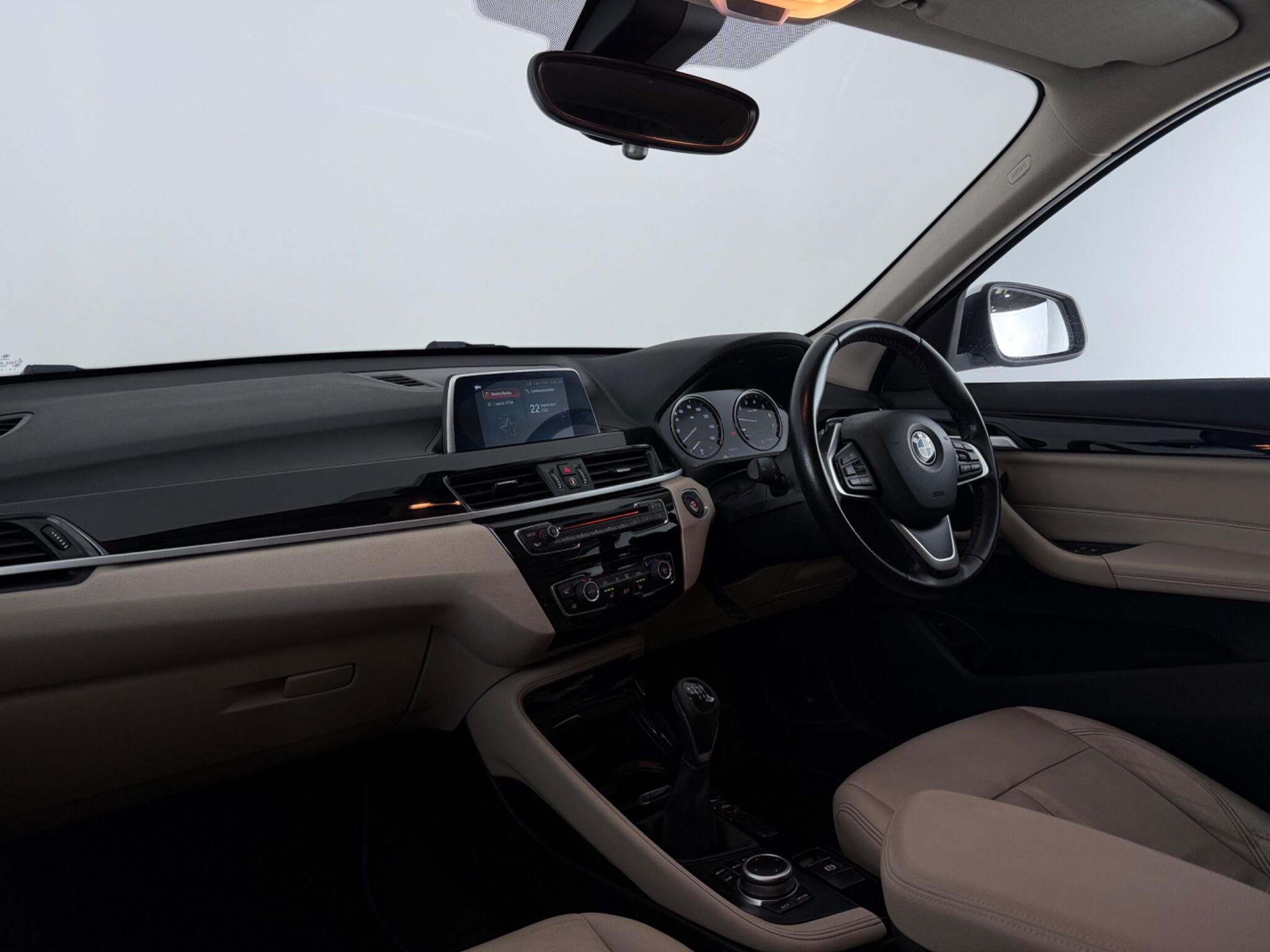 BMW X1 view 4