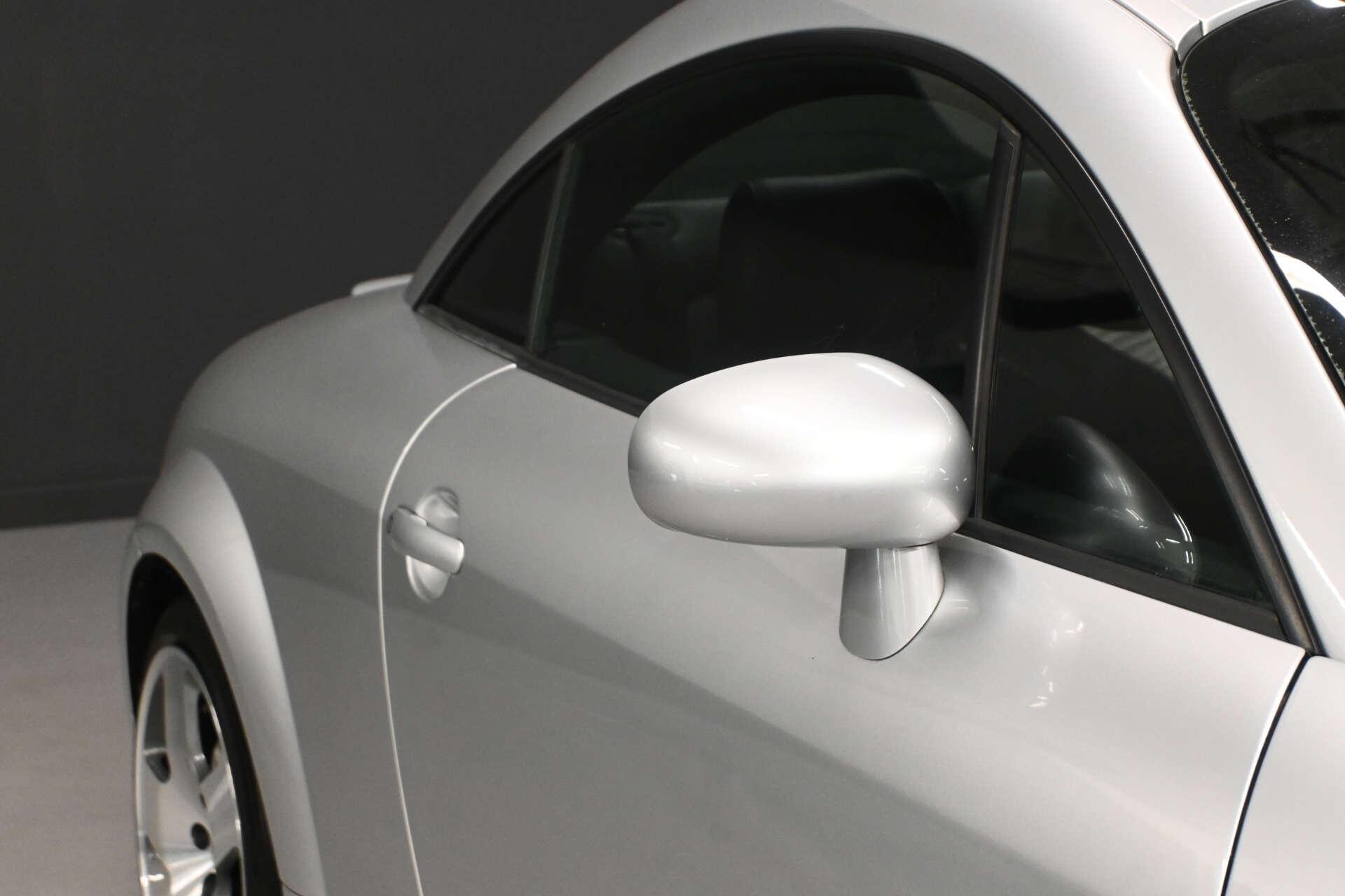Audi TT view 62