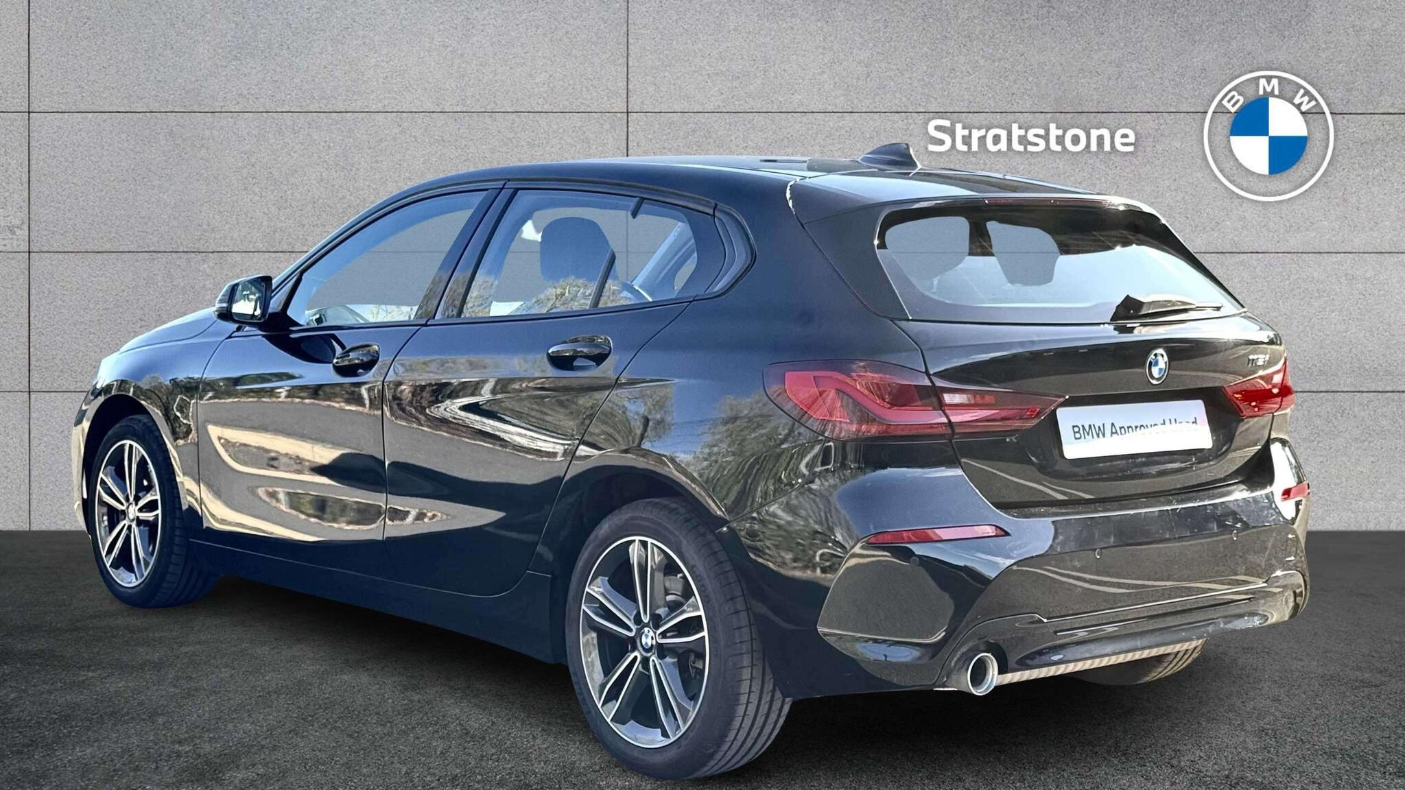 BMW 1 Series view 2