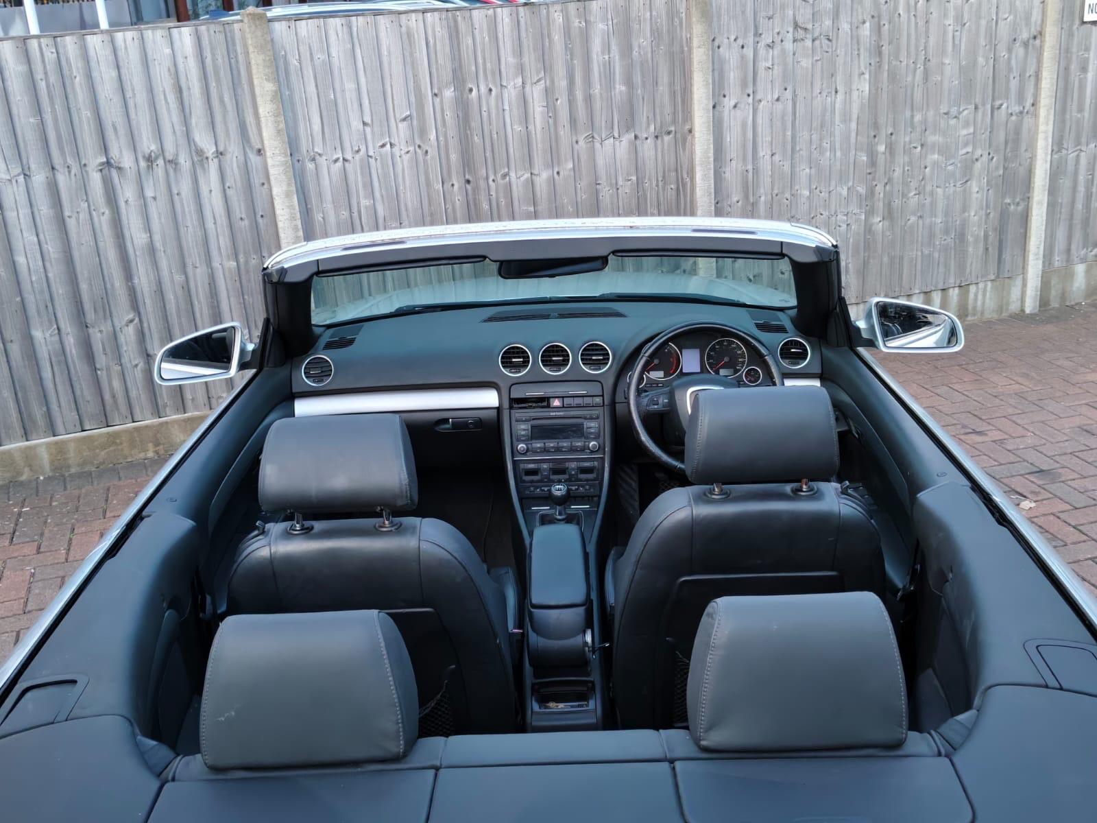 Audi A4 view 14