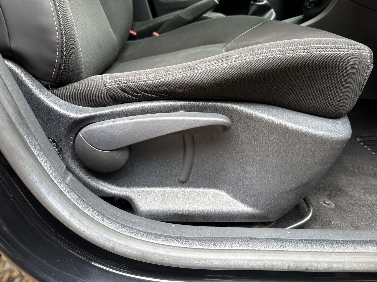 Renault Clio view 12