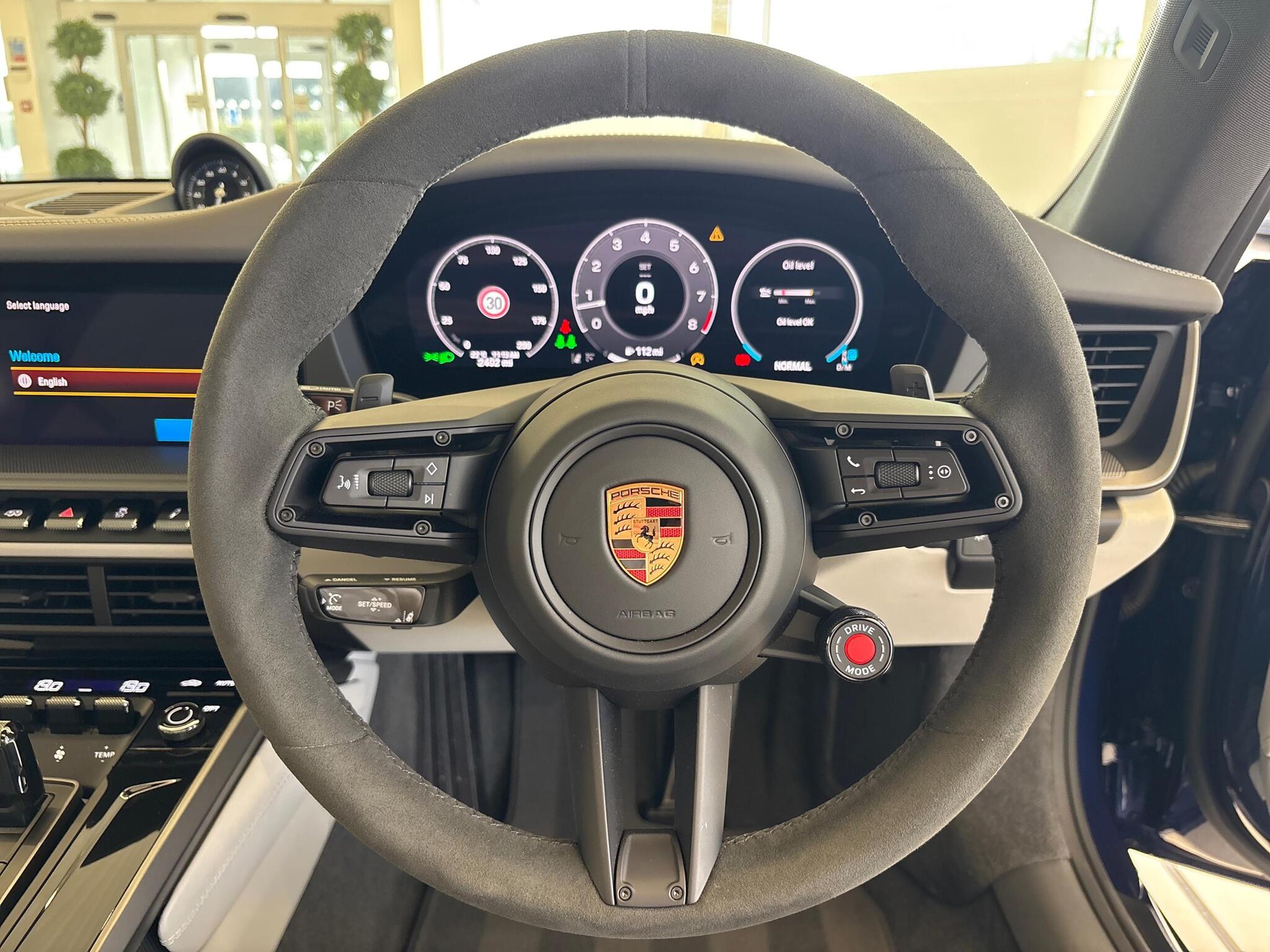 Porsche 911 view 17
