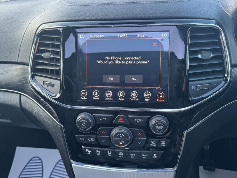2019 Jeep Grand Cherokee 3.0 V6 MultiJetII Summit Auto 4WD Euro 6 (s/s) 5dr • 45,000 miles image 46