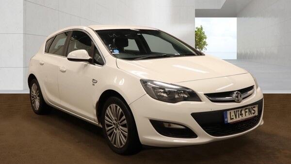2014 Vauxhall Astra in White for sale