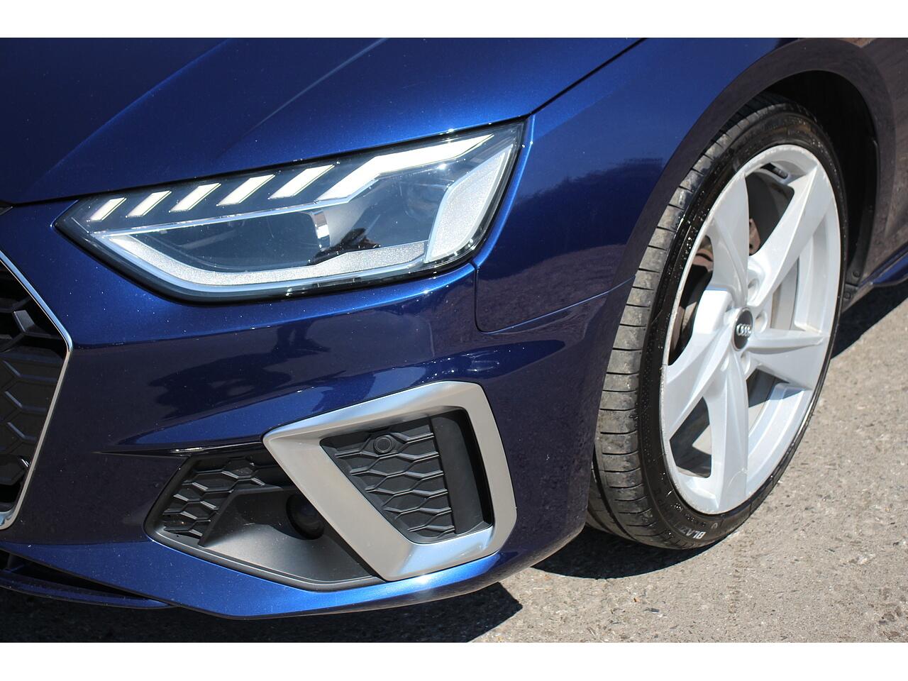 Audi A4 view 38