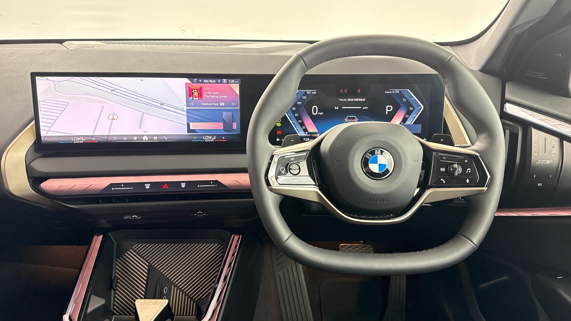BMW X3 view 5
