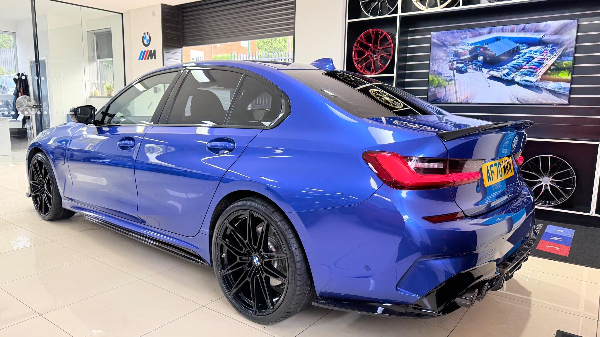 BMW 3 Series view 38