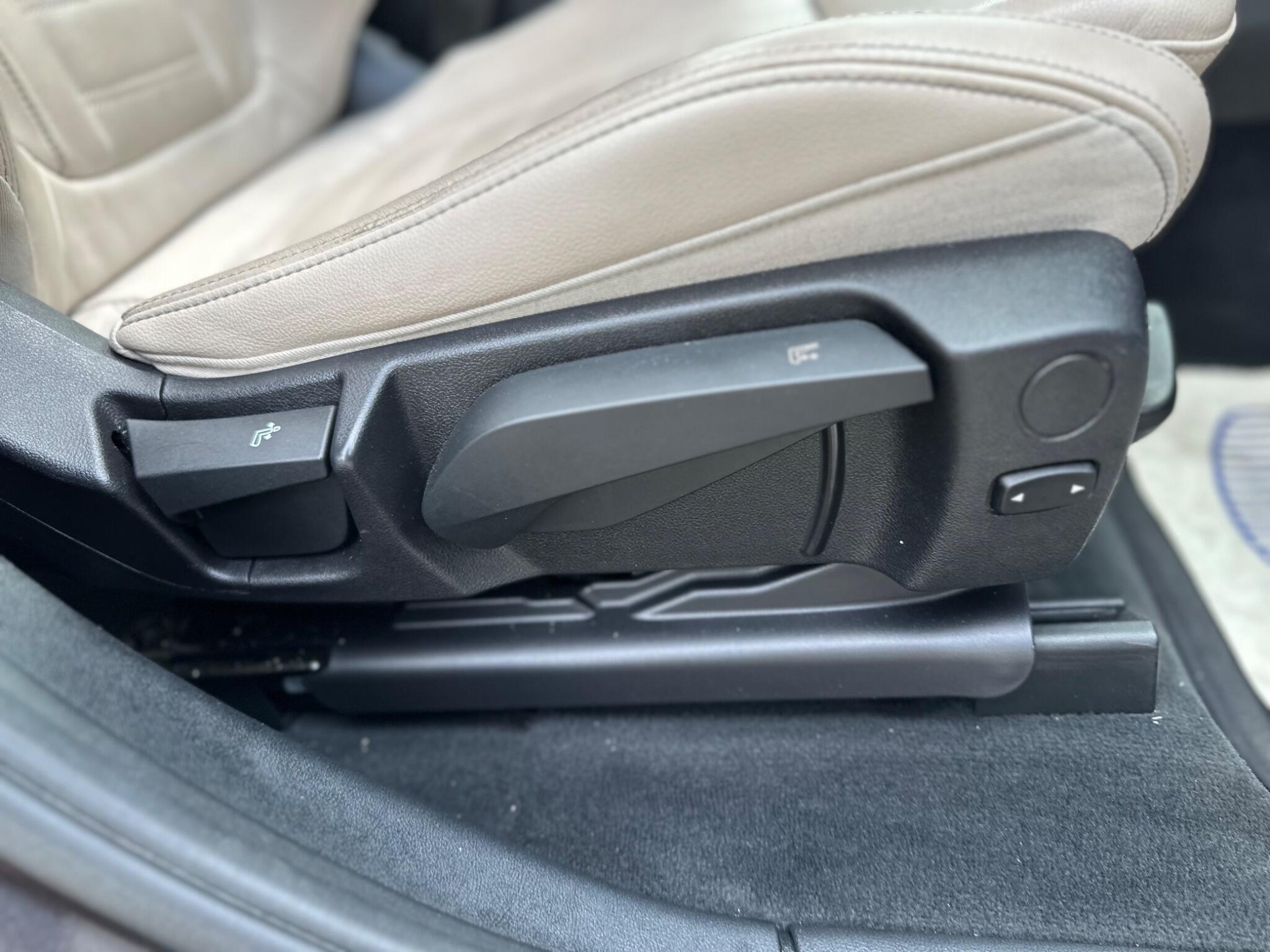 BMW X4 view 31