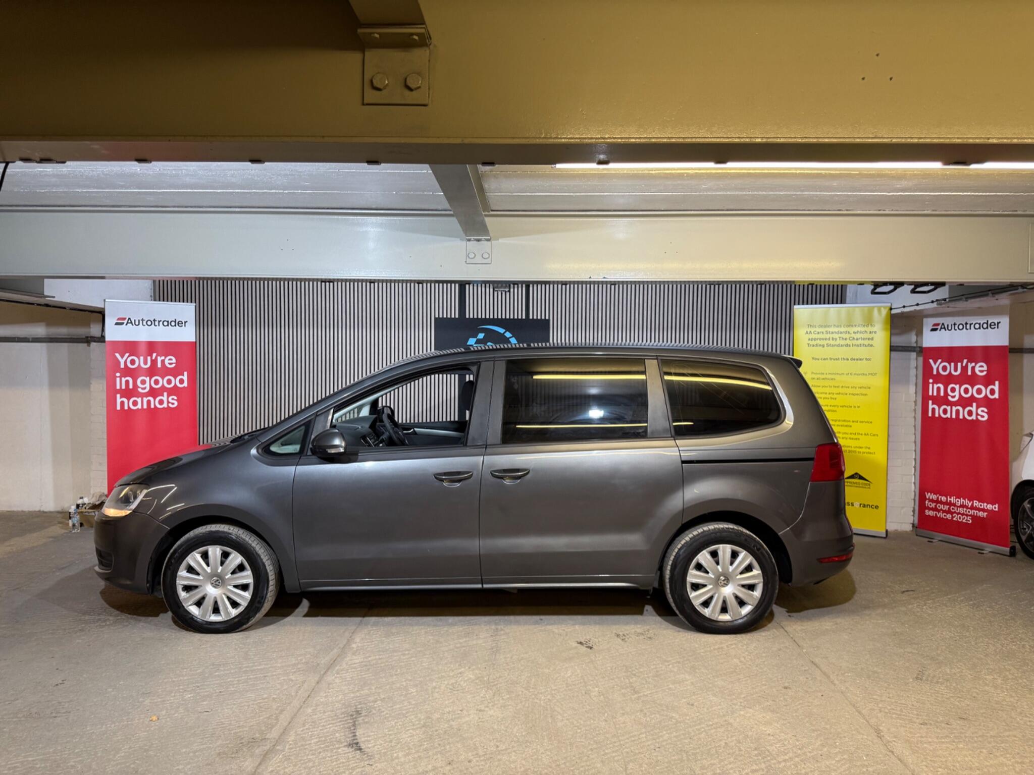 2013 Volkswagen Sharan 2.0 TDI BlueMotion Tech S DSG Euro 5 (s/s) 5dr • 139,000 miles image 3