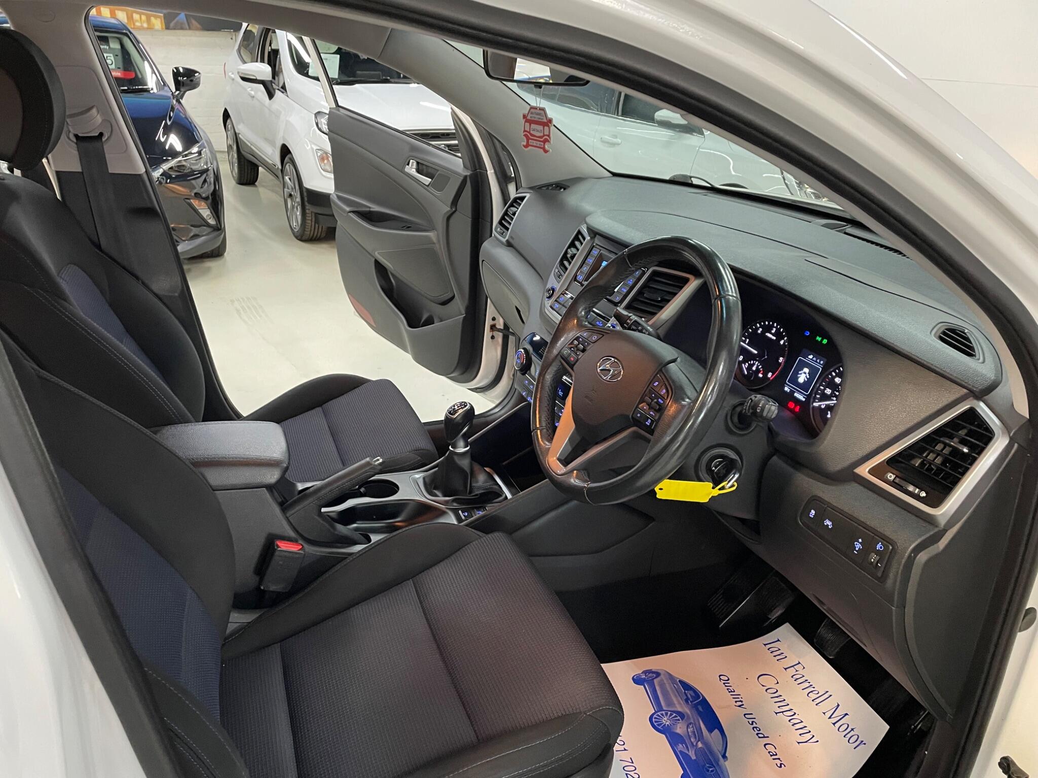 Hyundai Tucson view 15