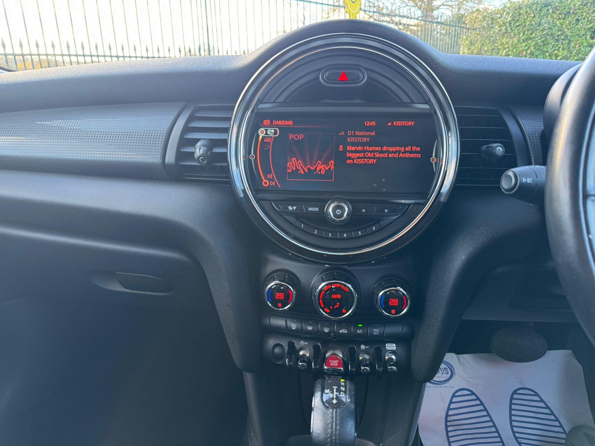 2018 MINI Hatch 1.5 Cooper Steptronic Euro 6 (s/s) 5dr • 107,132 miles image 13