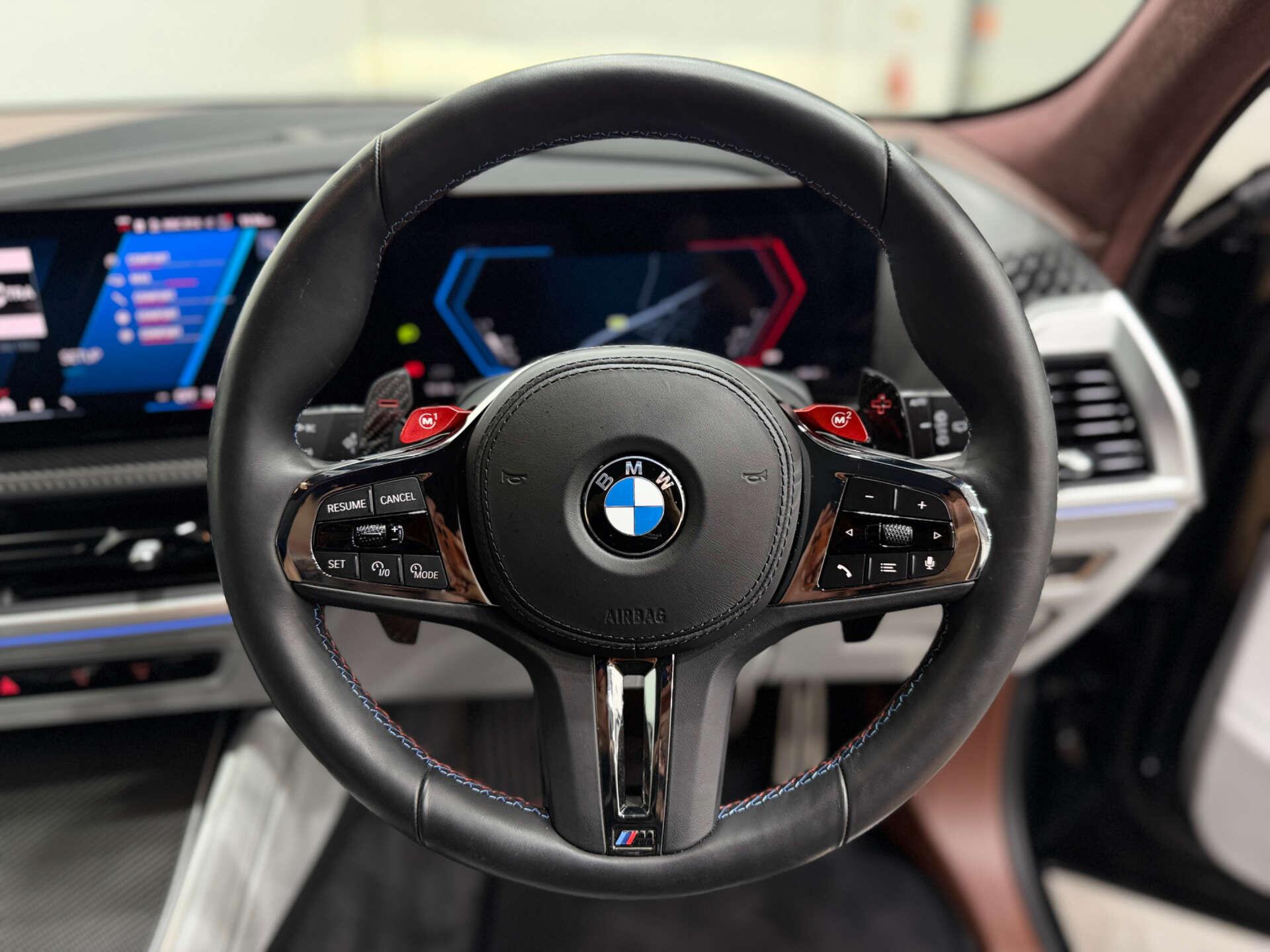 BMW XM view 21