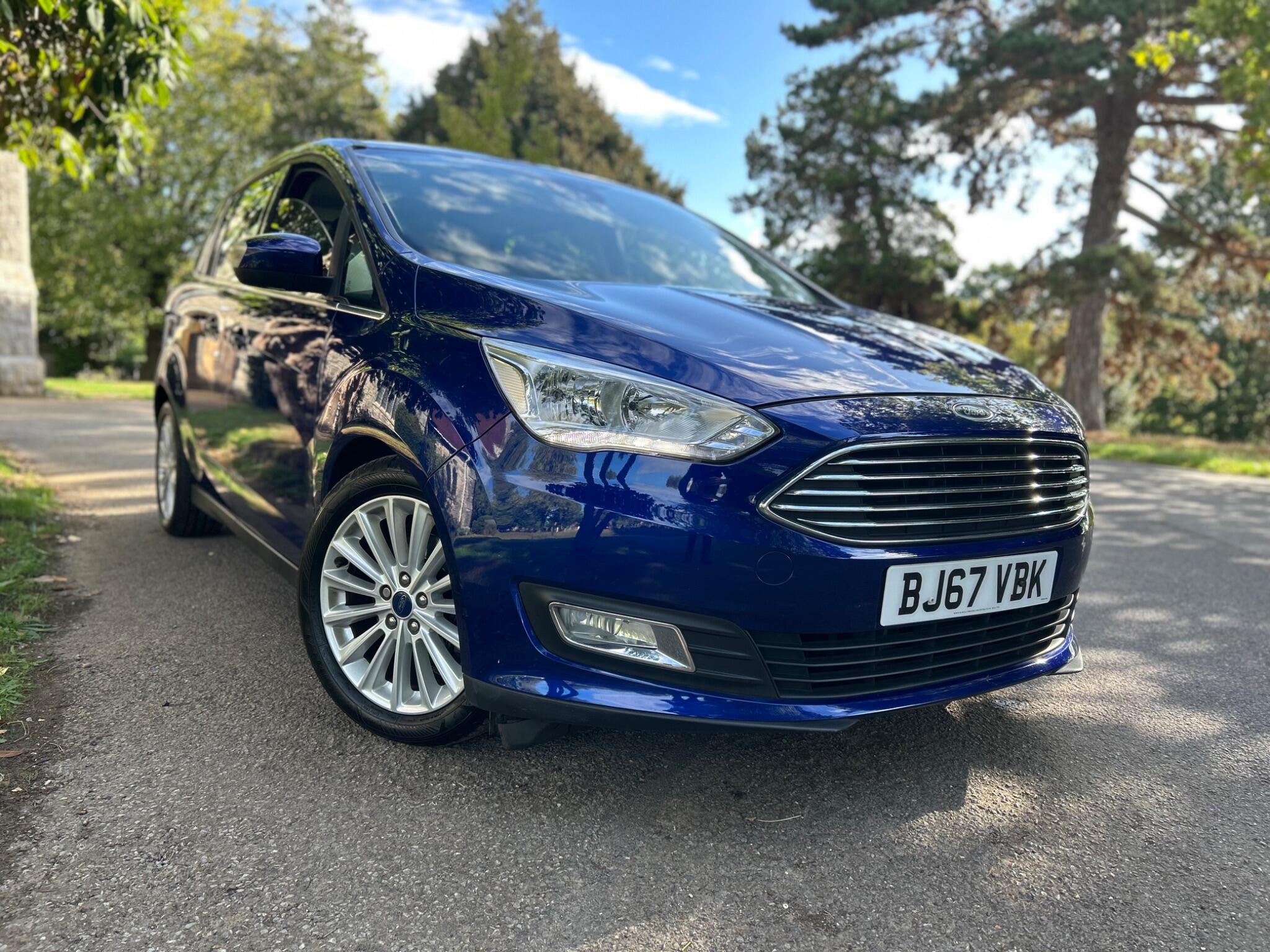 Ford Grand C-Max view 11