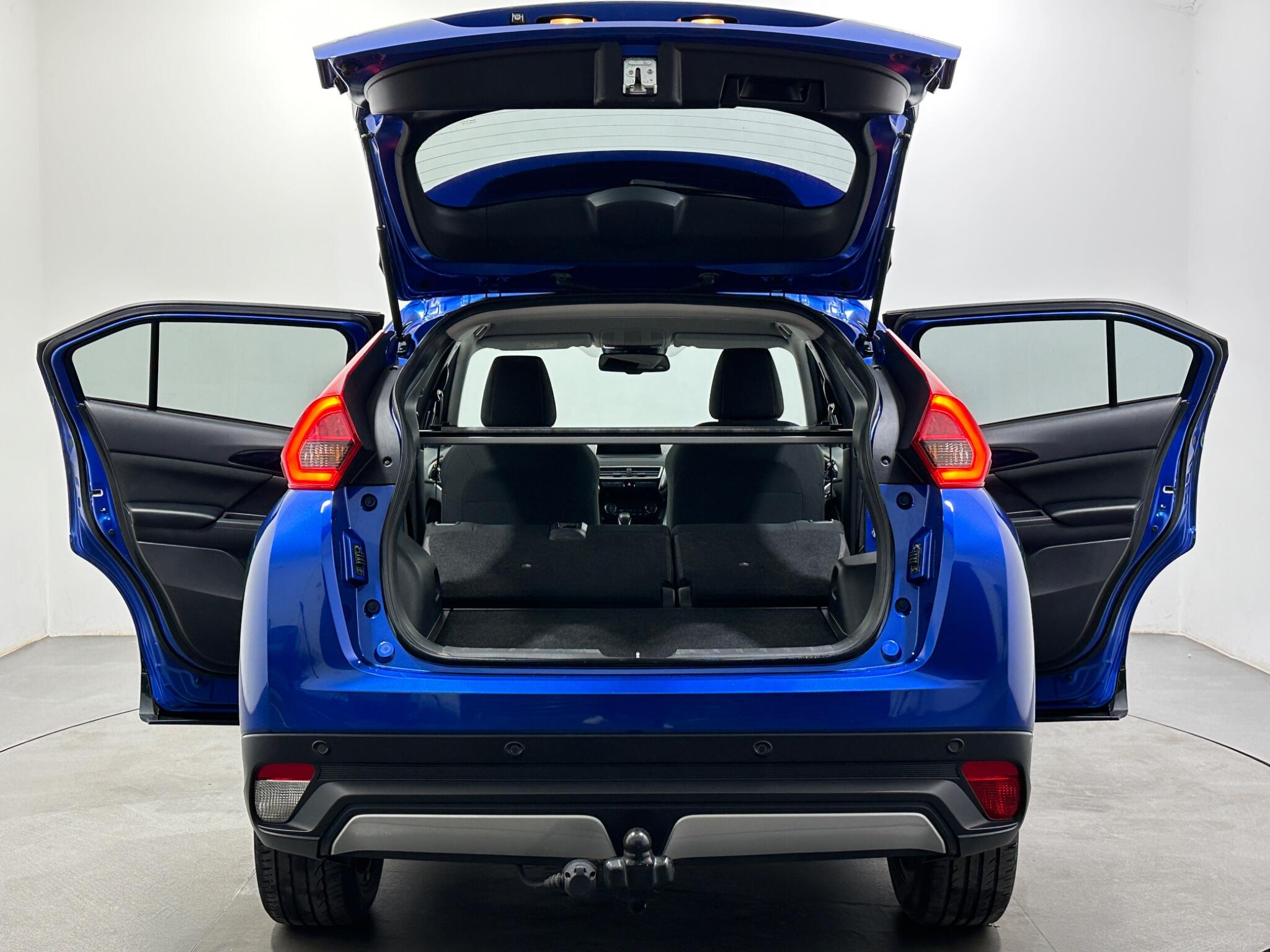 Mitsubishi Eclipse Cross view 44