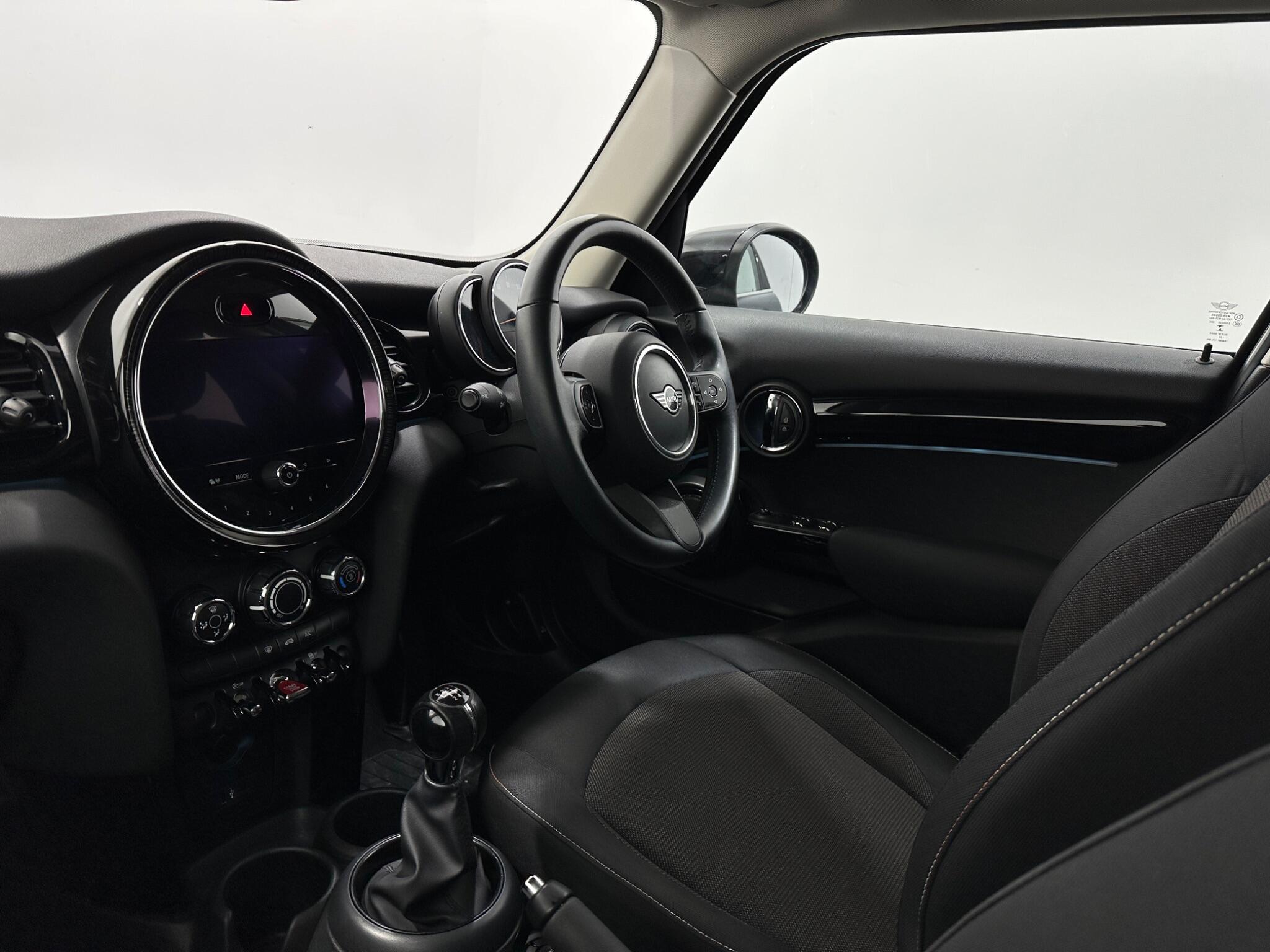 Mini Cooper view 29