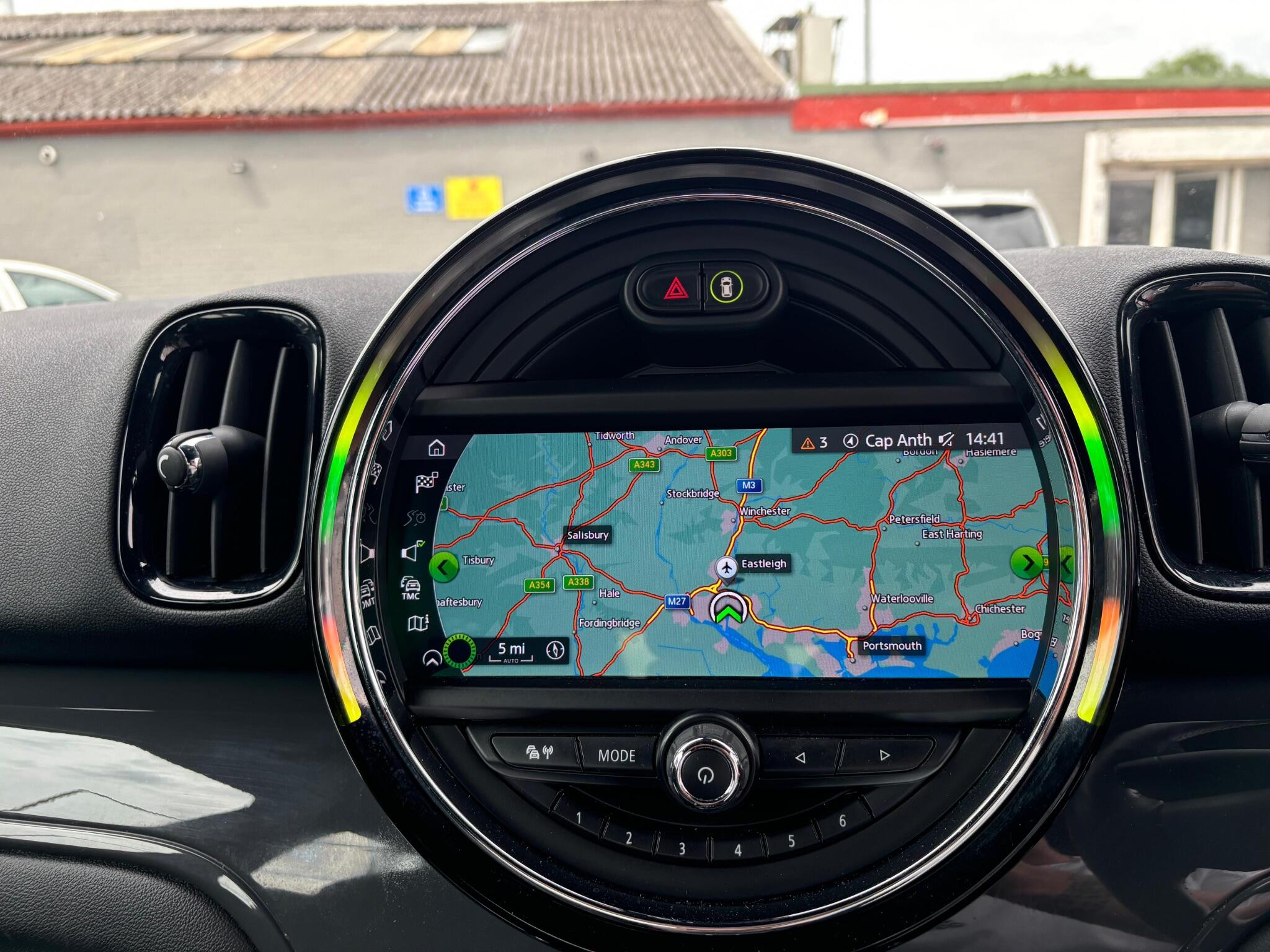 Mini Countryman view 18