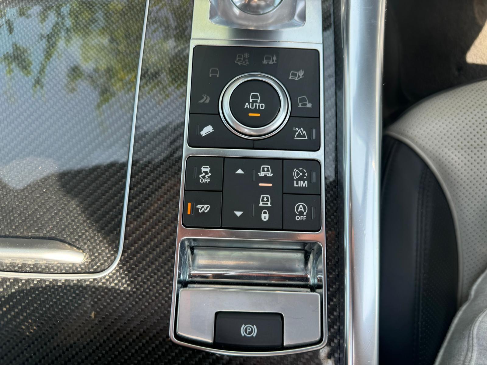 Land Rover Range Rover Sport view 39