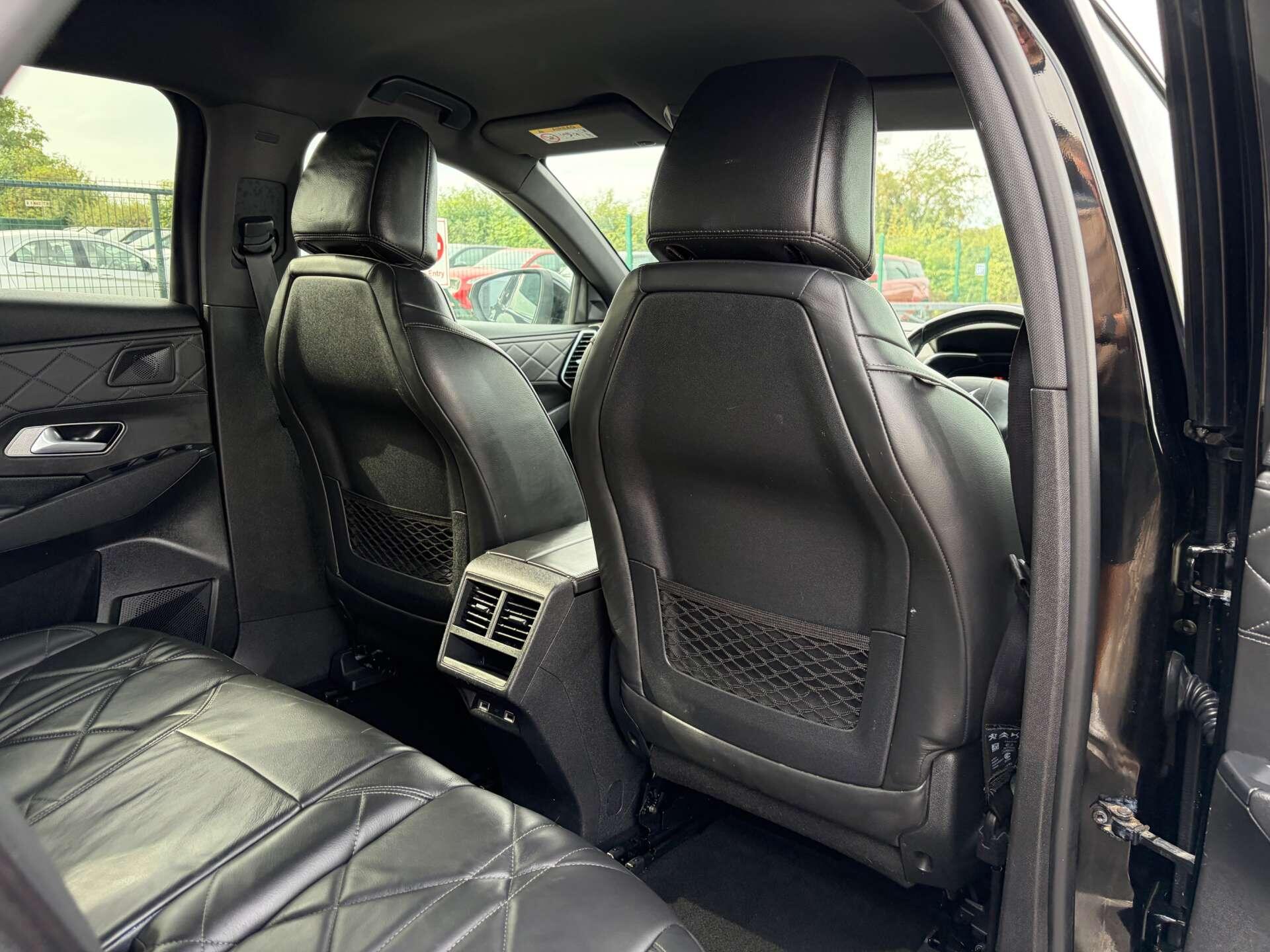 DS Automobiles DS 7 Crossback view 24