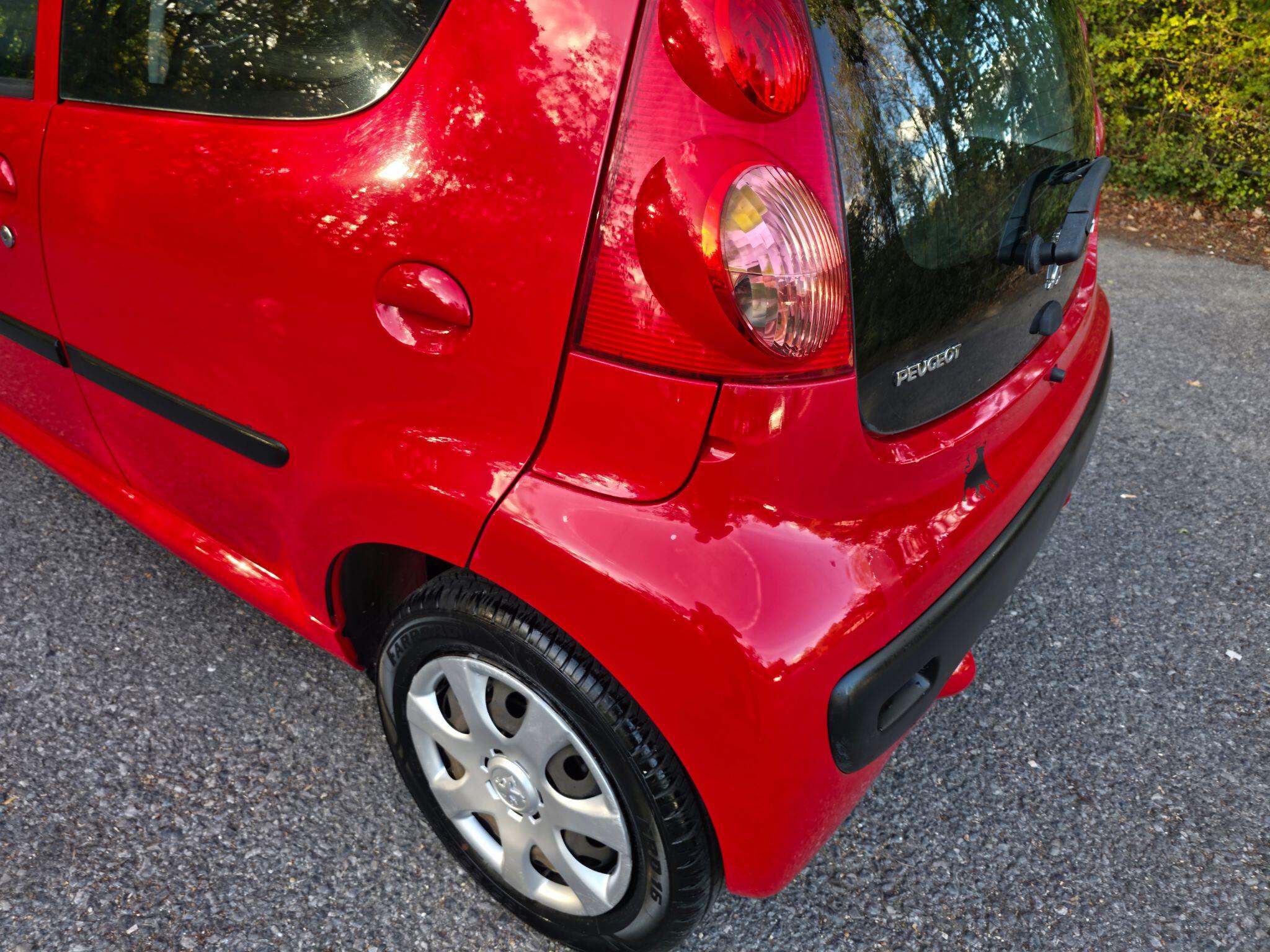Peugeot 107 view 17