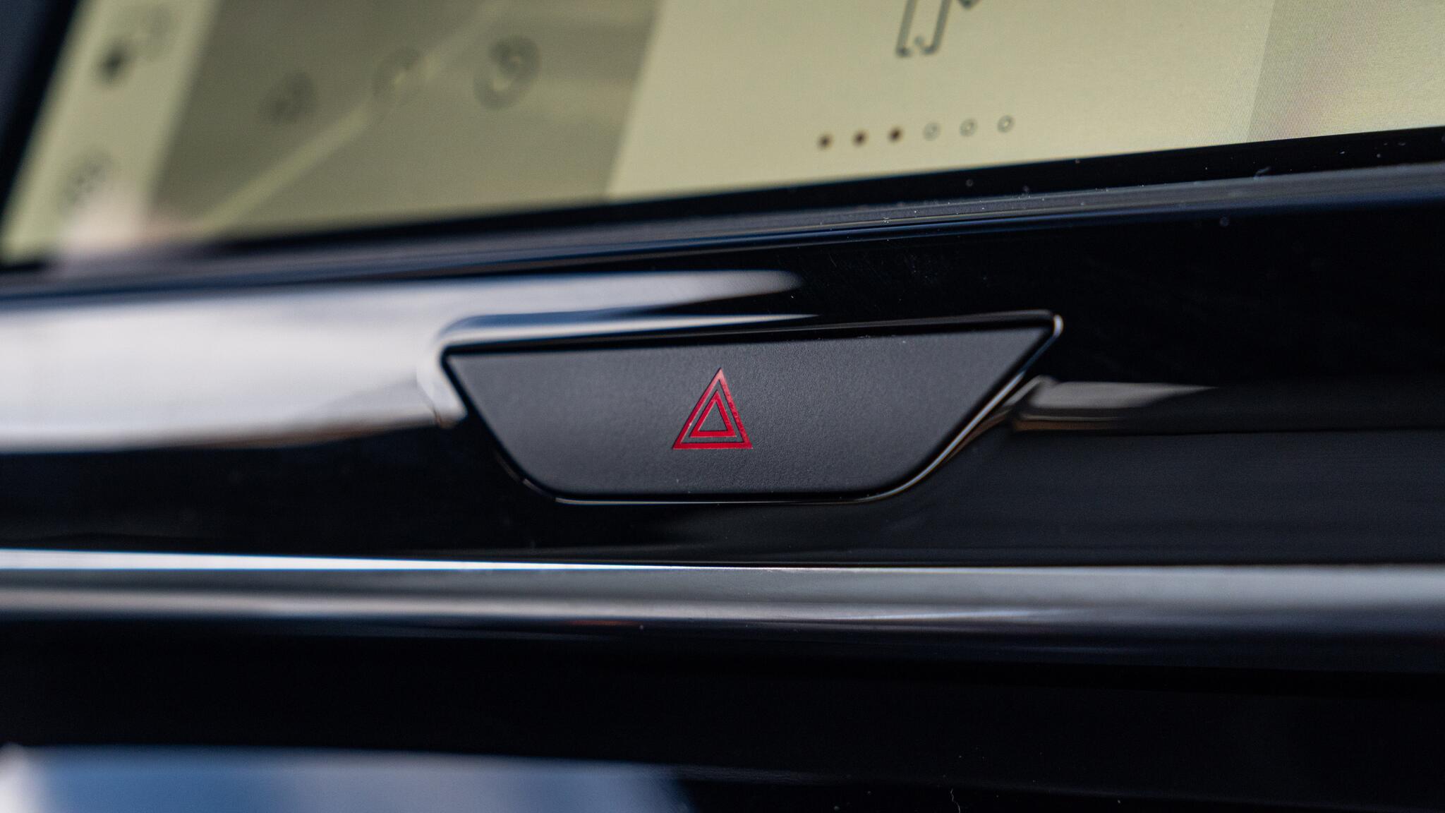 Jaguar Xe view 56