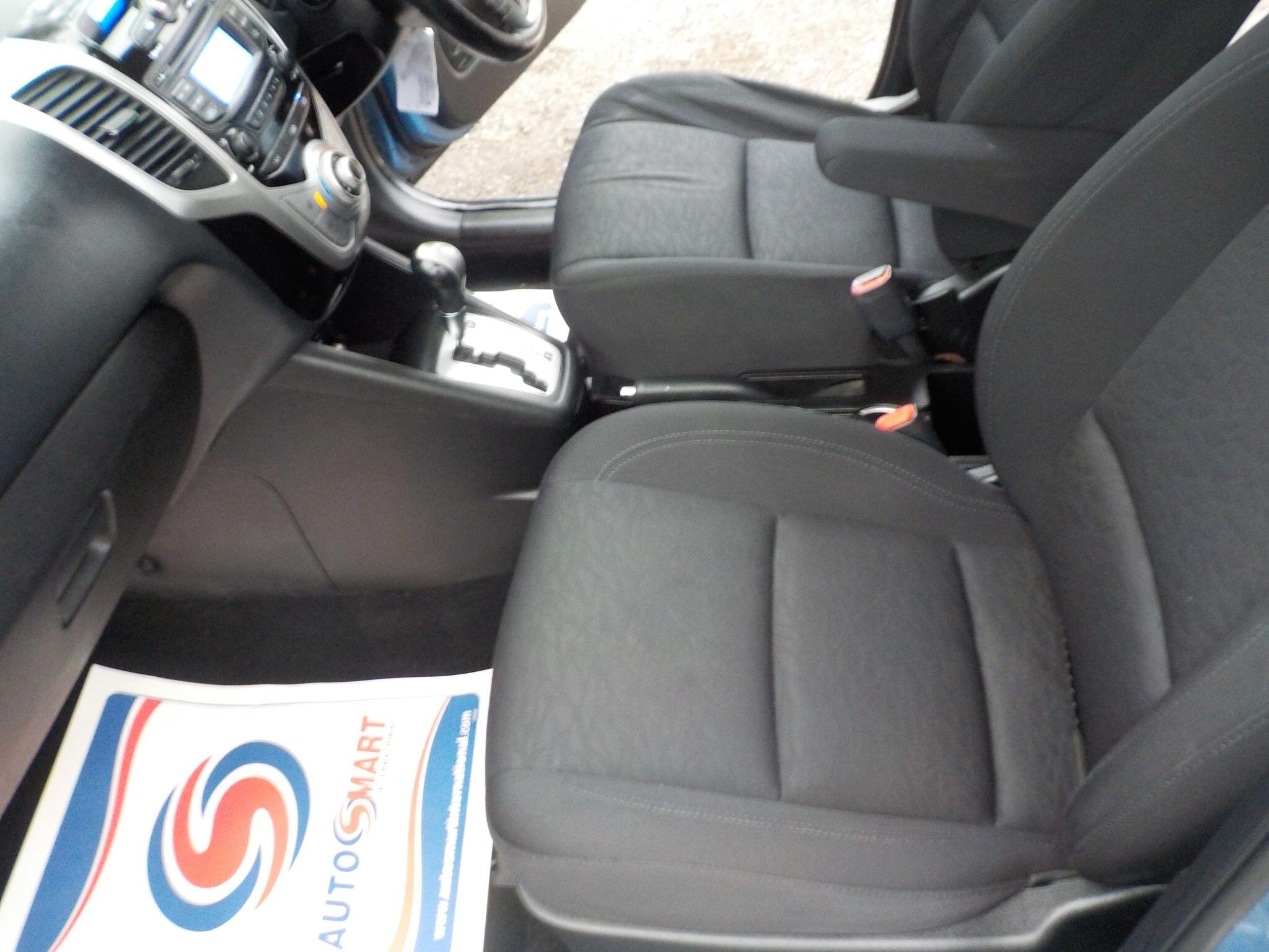 Hyundai ix20 1.6 Active Auto Euro 5 5dr
