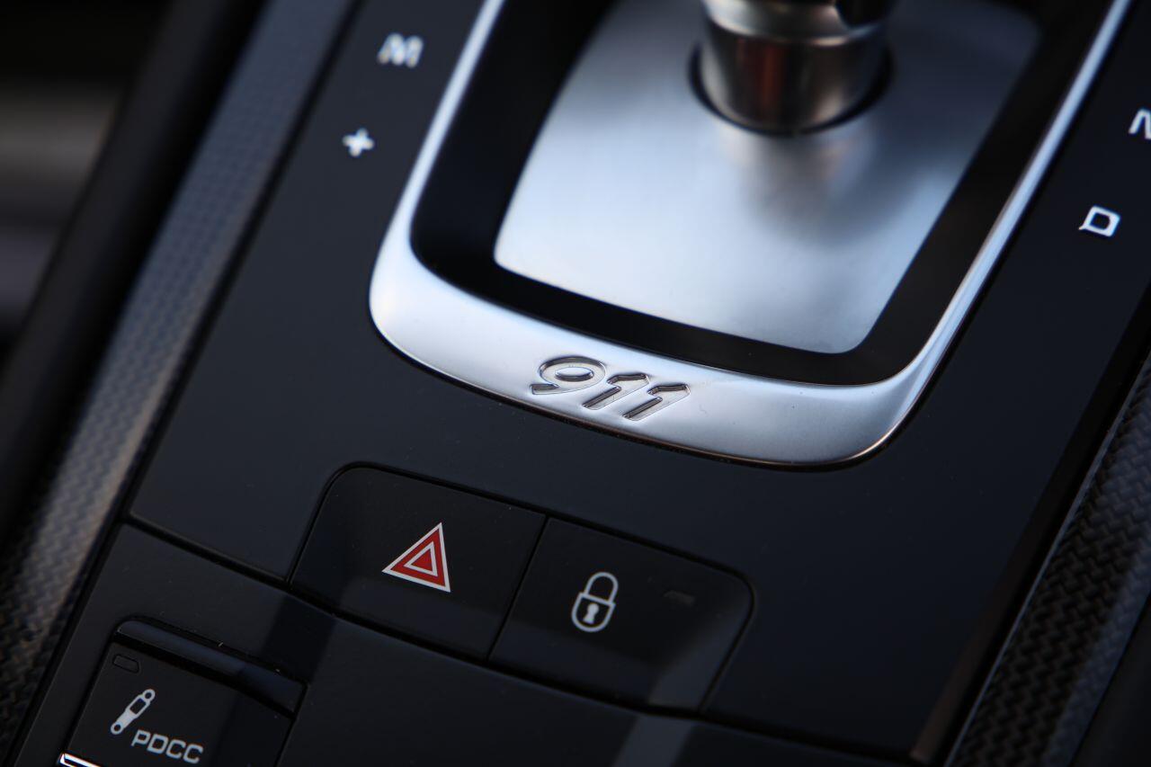 Porsche 911 view 47