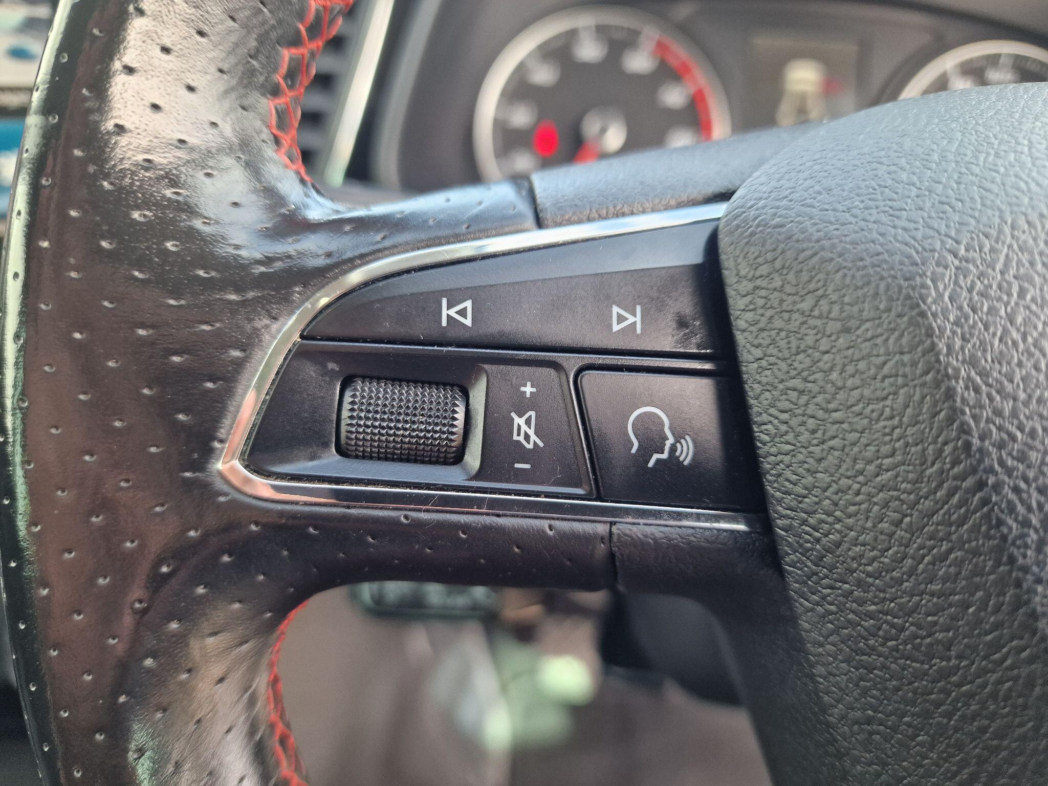 SEAT Leon view 25