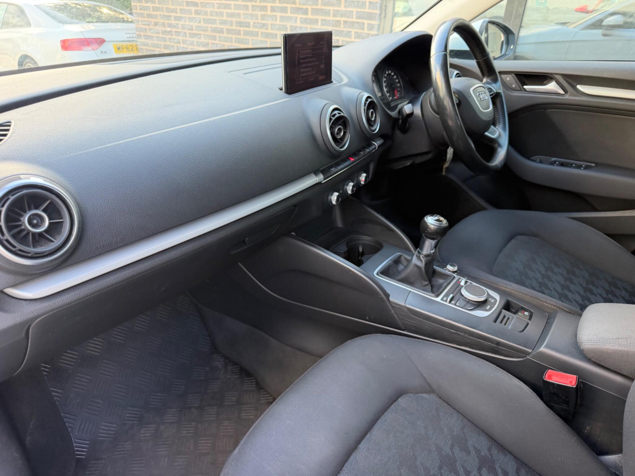Audi A3 view 16