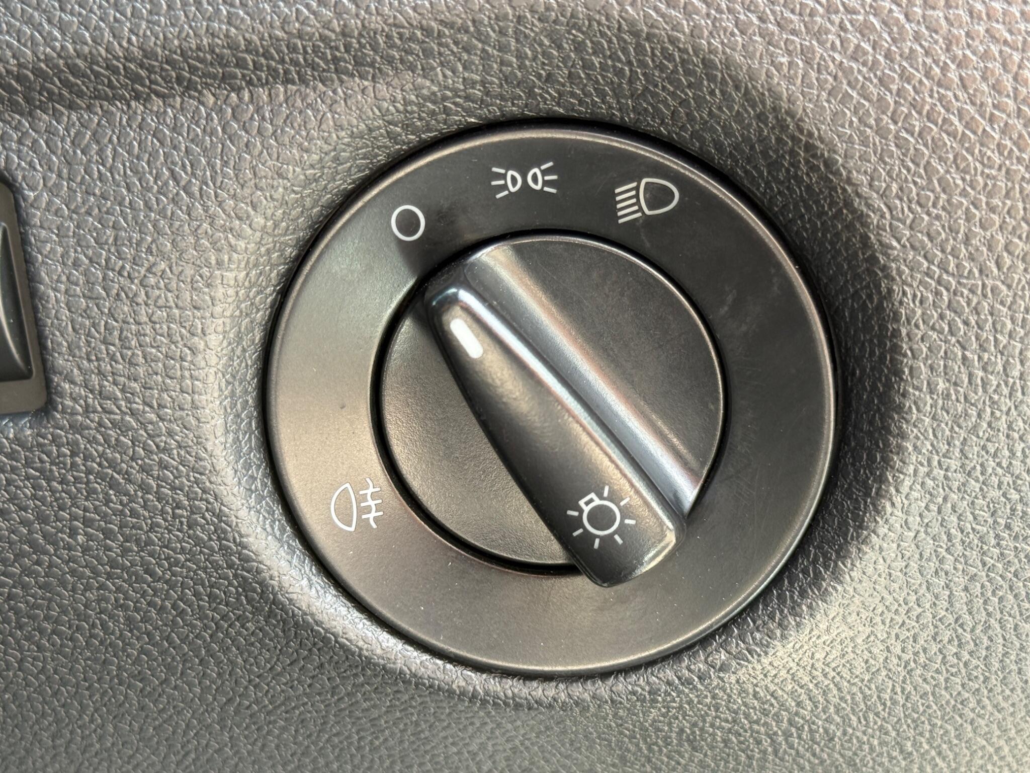 Skoda Fabia - Image 37