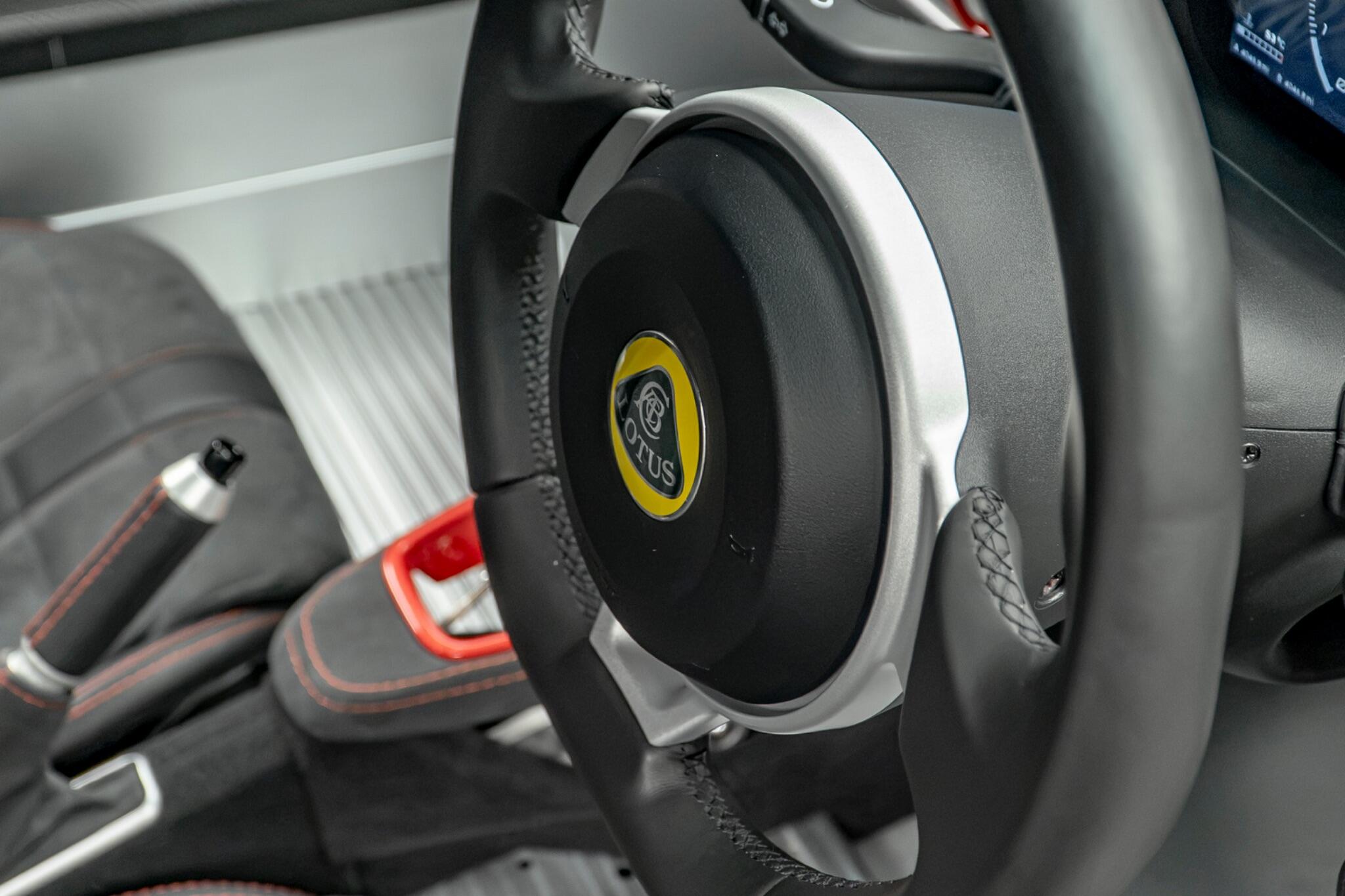 Lotus Elise view 35
