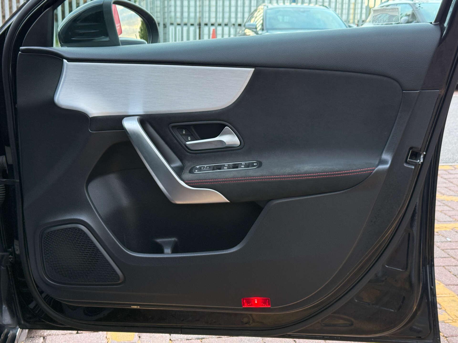 Mercedes-Benz A-Class view 18