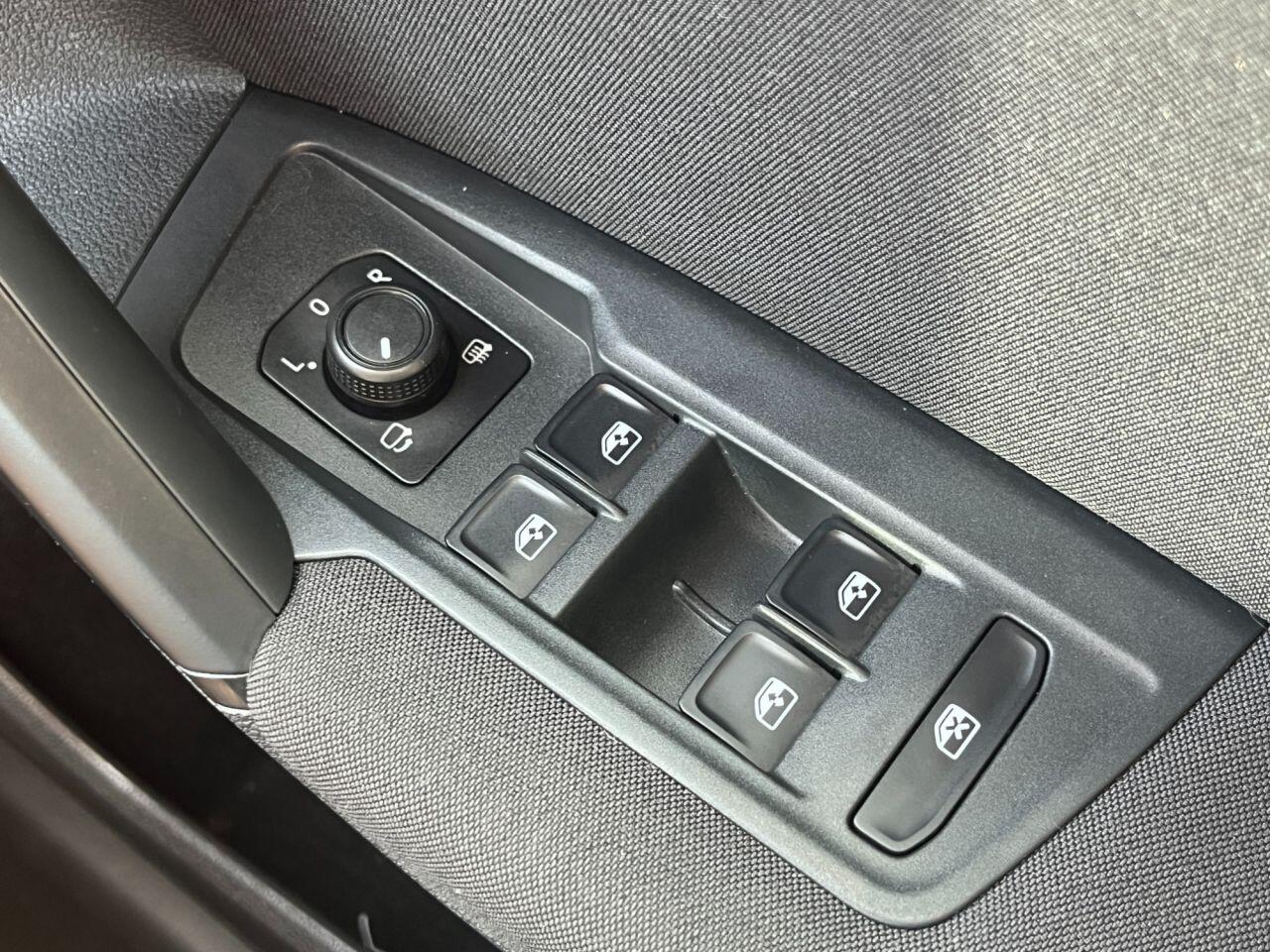 Volkswagen Tiguan view 15