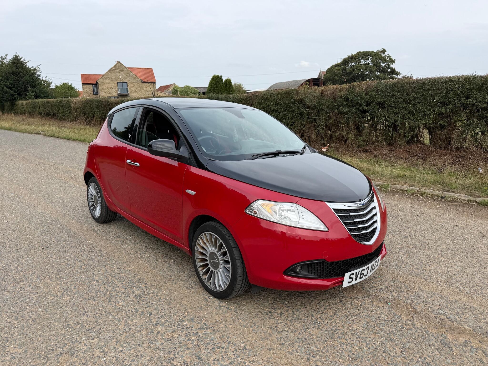 2013 Chrysler Ypsilon in Black for sale