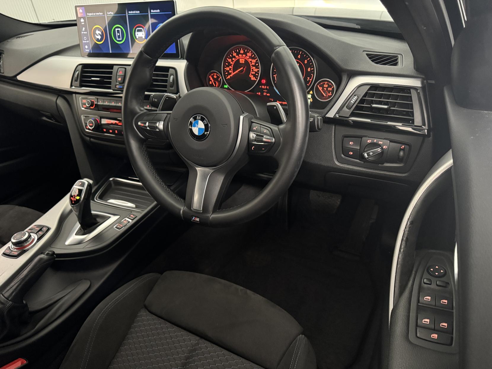 BMW 3 Series view 54