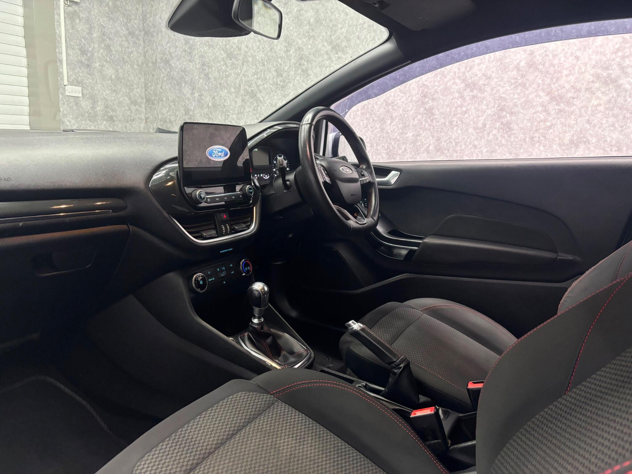 Ford Fiesta view 6