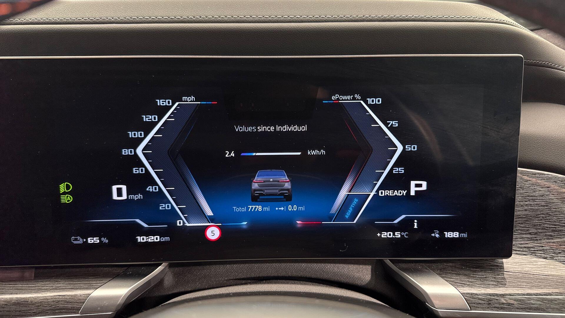 BMW I7 view 9