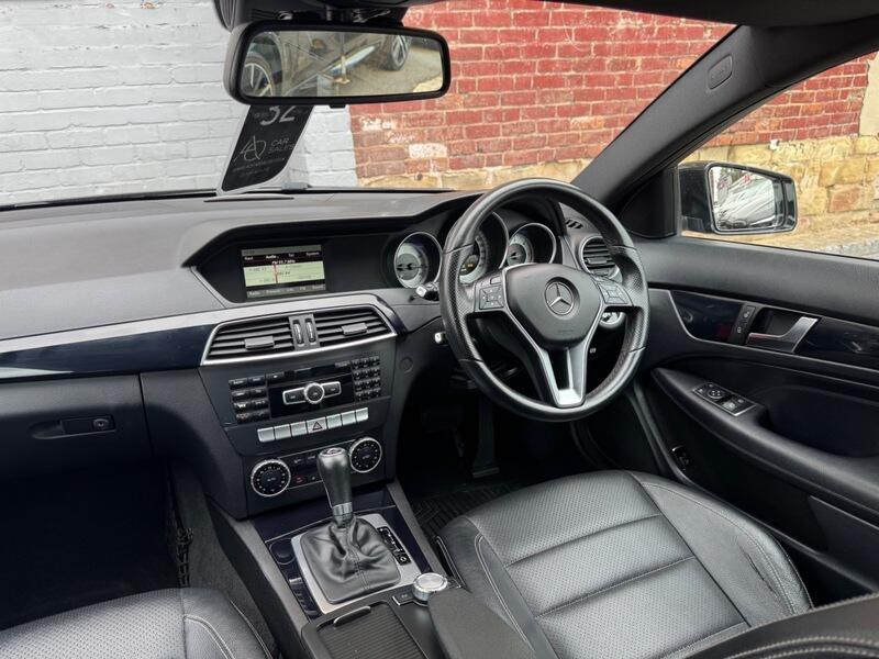Mercedes-Benz C Class view 9