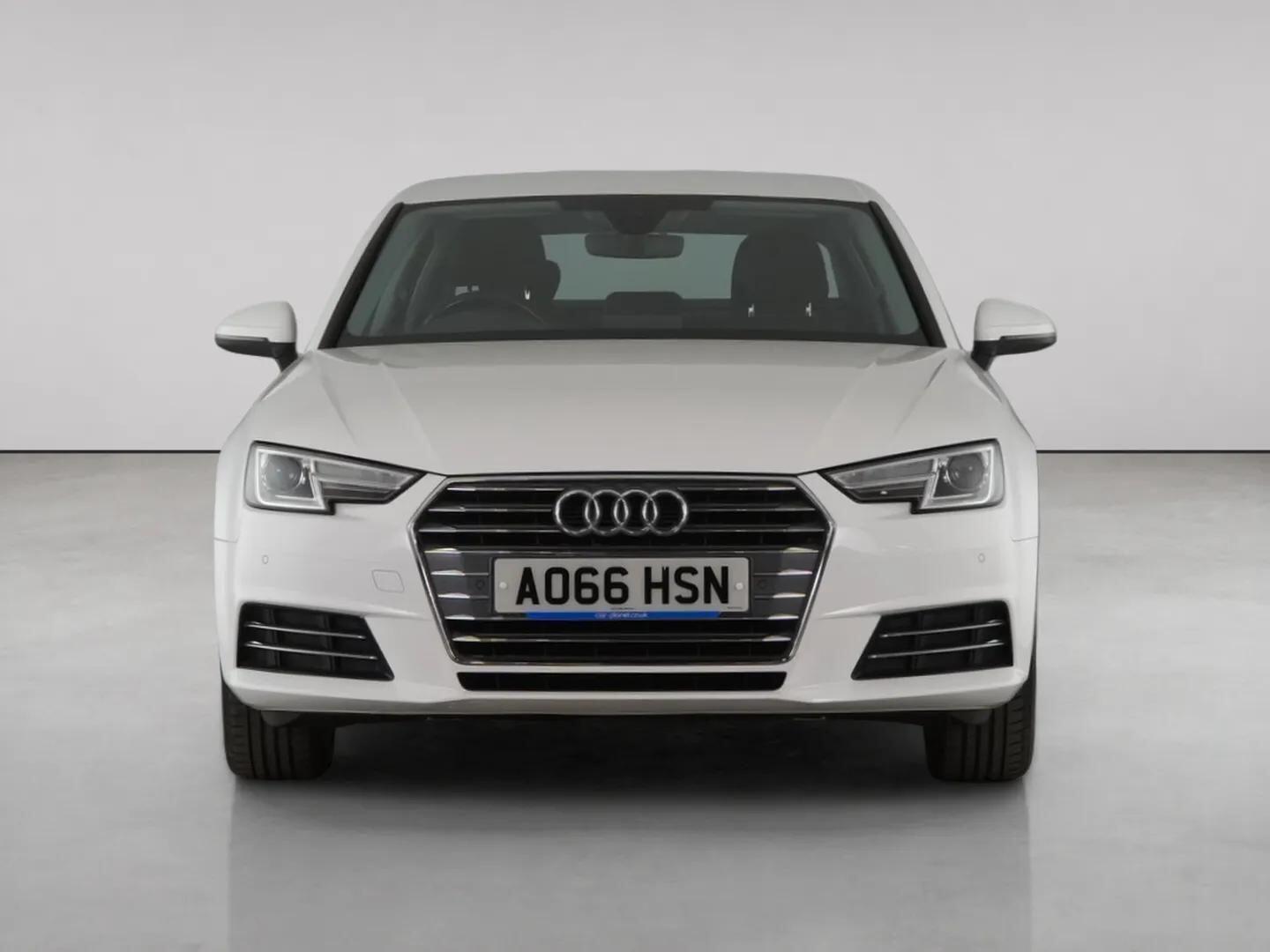 Audi A4 view 5