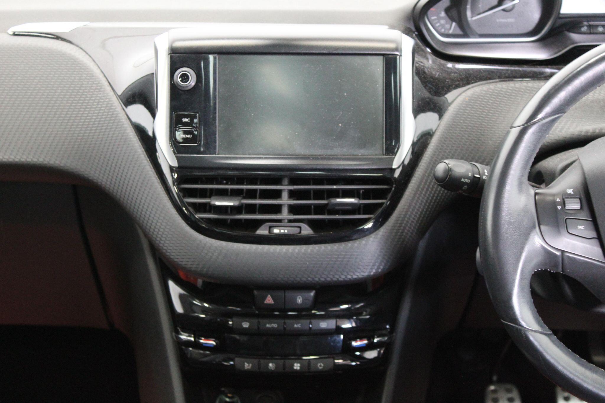Peugeot 2008 view 34