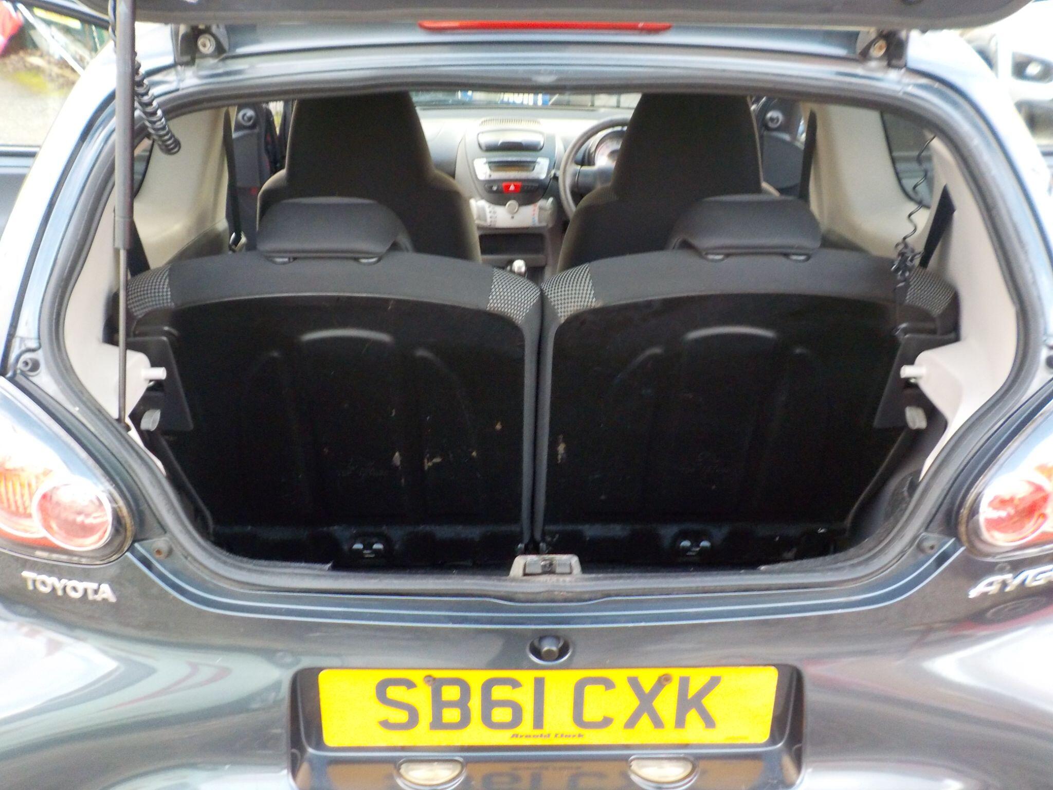 Toyota AYGO 1.0 VVT-i Go Euro 5 3dr