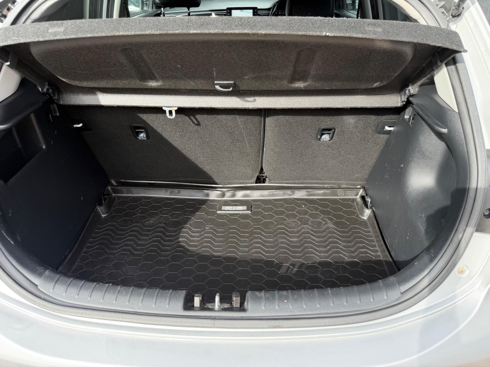 Kia Rio view 13