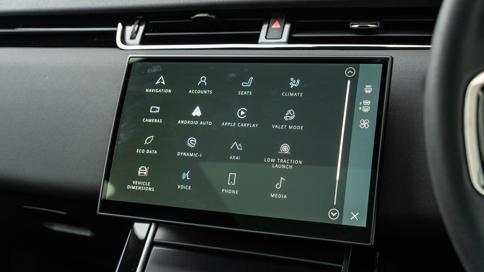 Land Rover Range Rover Evoque view 31