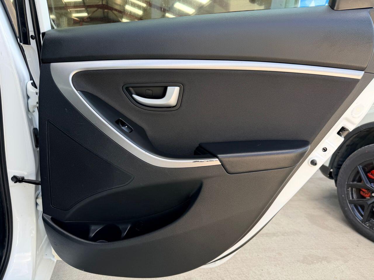 Hyundai I30 view 18