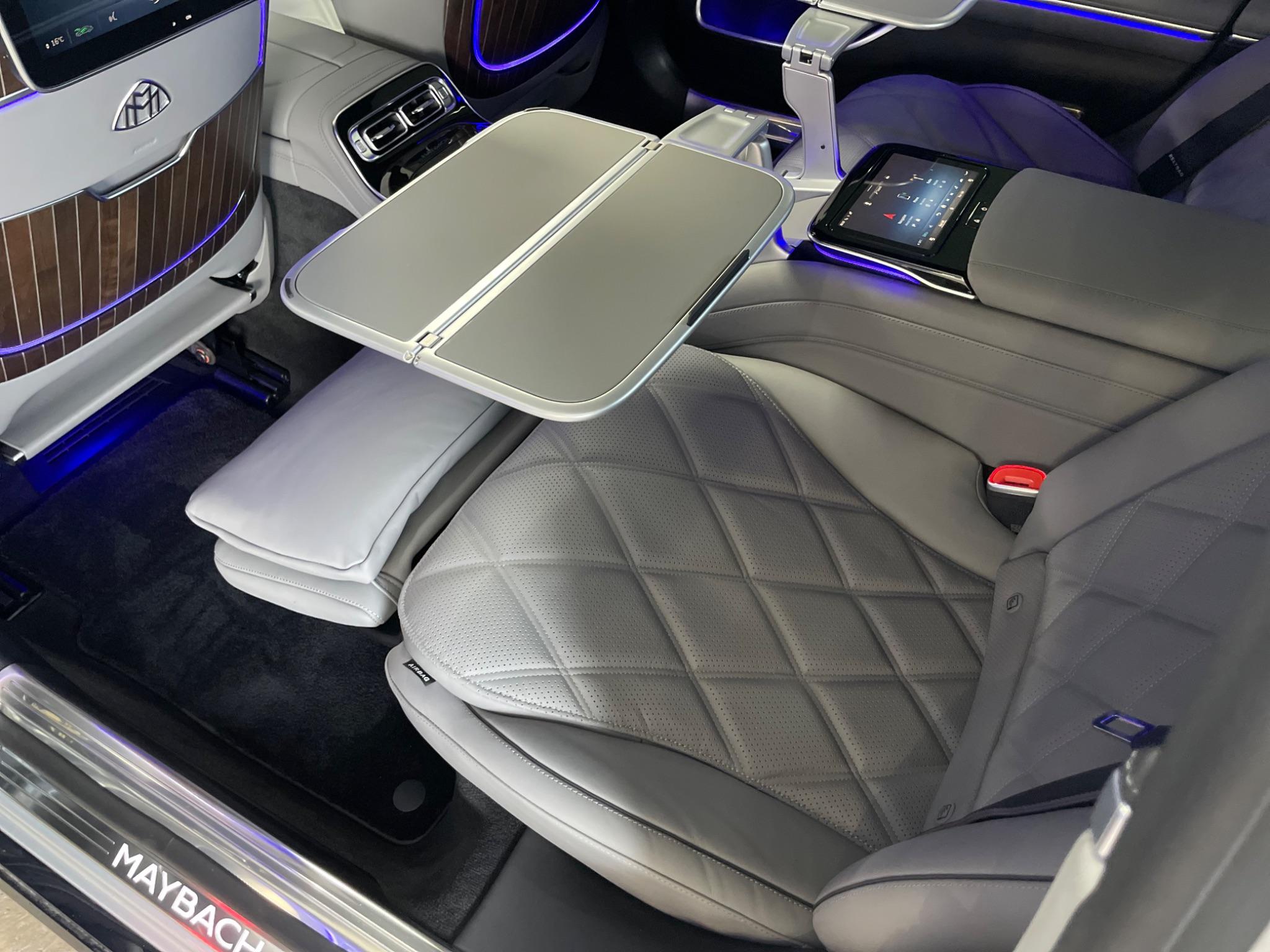 Mercedes-Benz S-Class view 37