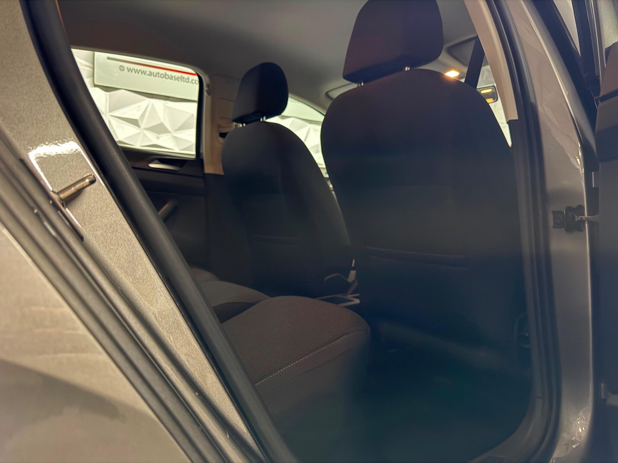 Volkswagen Polo view 27