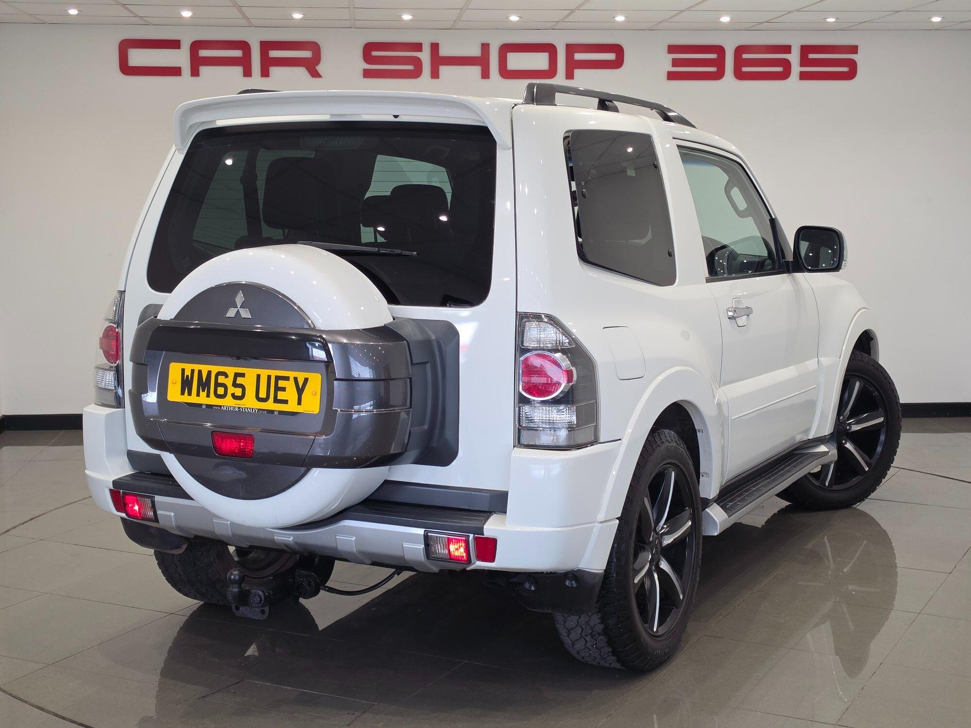 Mitsubishi Shogun view 7