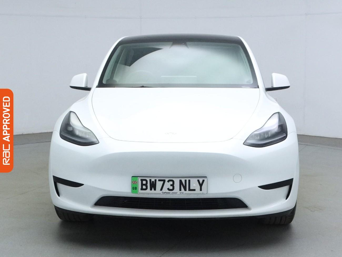 Tesla Model Y view 8