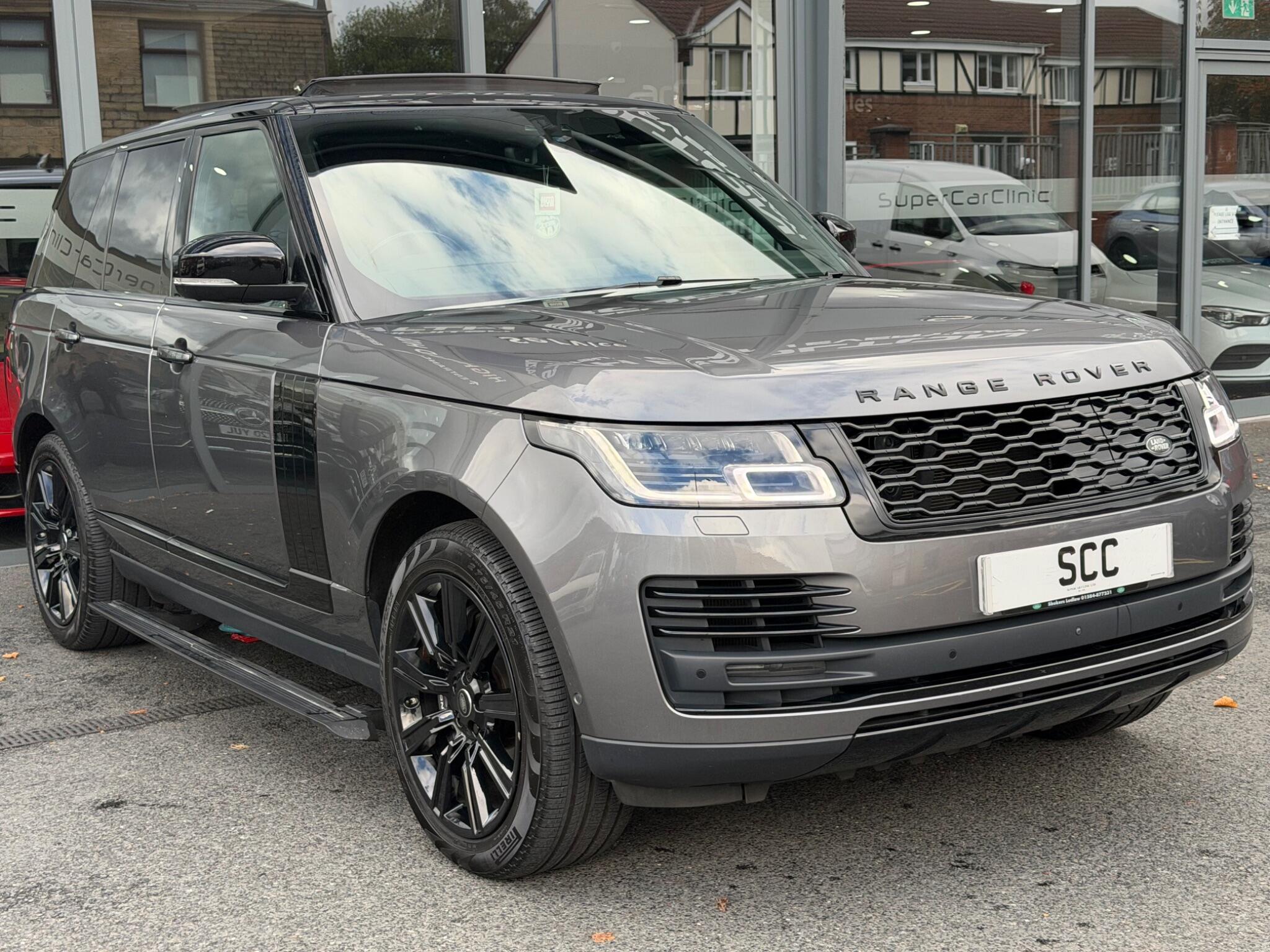 Land Rover Range Rover view 3